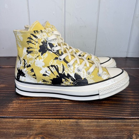 Women’s Converse Chuck 70 High ‘Hybrid Floral’ – Size 7 - Picture 2 of 10